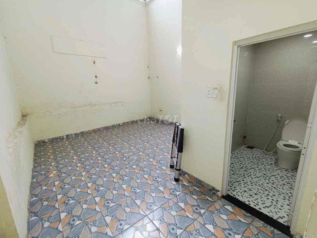 Nhà HXH 1/ Q.Trung P8: 4x18m, 5 phòng ngủ, 3wc