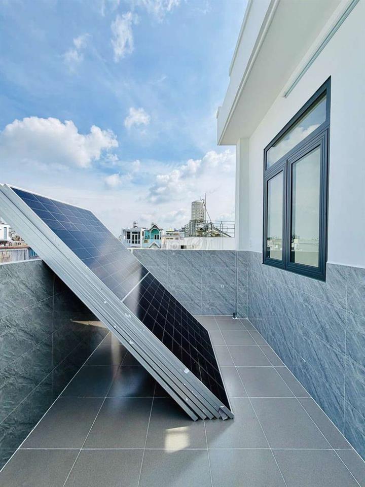 nhà hxh 3 lầu đường Thống Nhất ngay khu Cityland