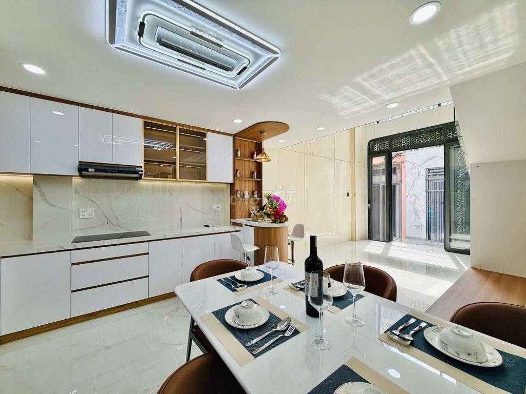 nhà hxh 3 lầu đường Thống Nhất ngay khu Cityland