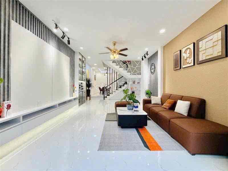 Cho Thuê Nhà P8 Full nội thất