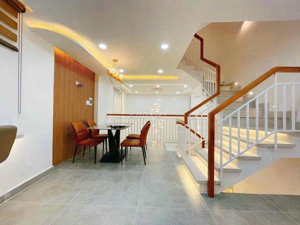 Cho Thuê Nhà Full Nội Thất P15