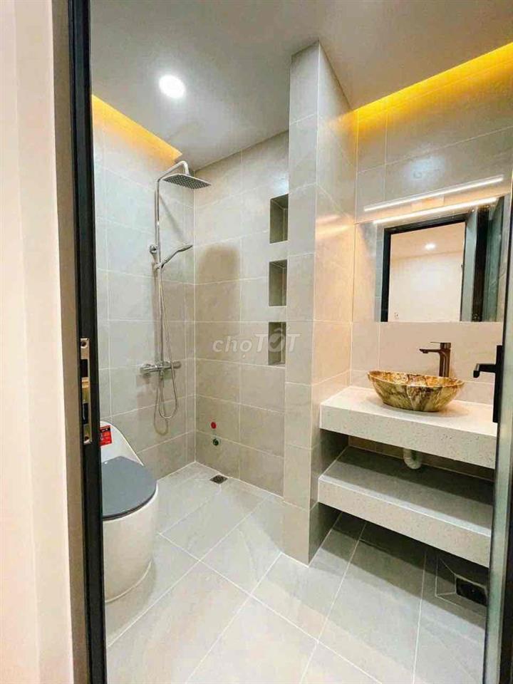 Cho Thuê Nhà Full Nội Thất P15