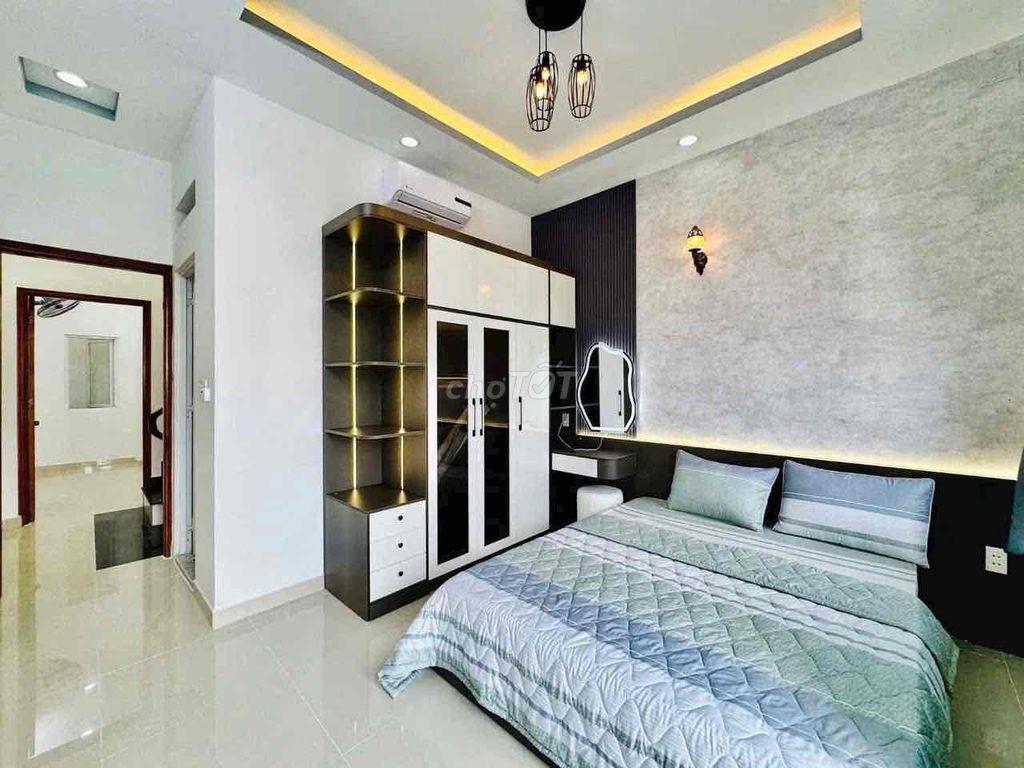 Cho Thuê Nhà Full Nội Thất P14