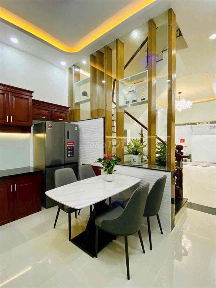 Cho Thuê Nhà Full Nội Thất P14