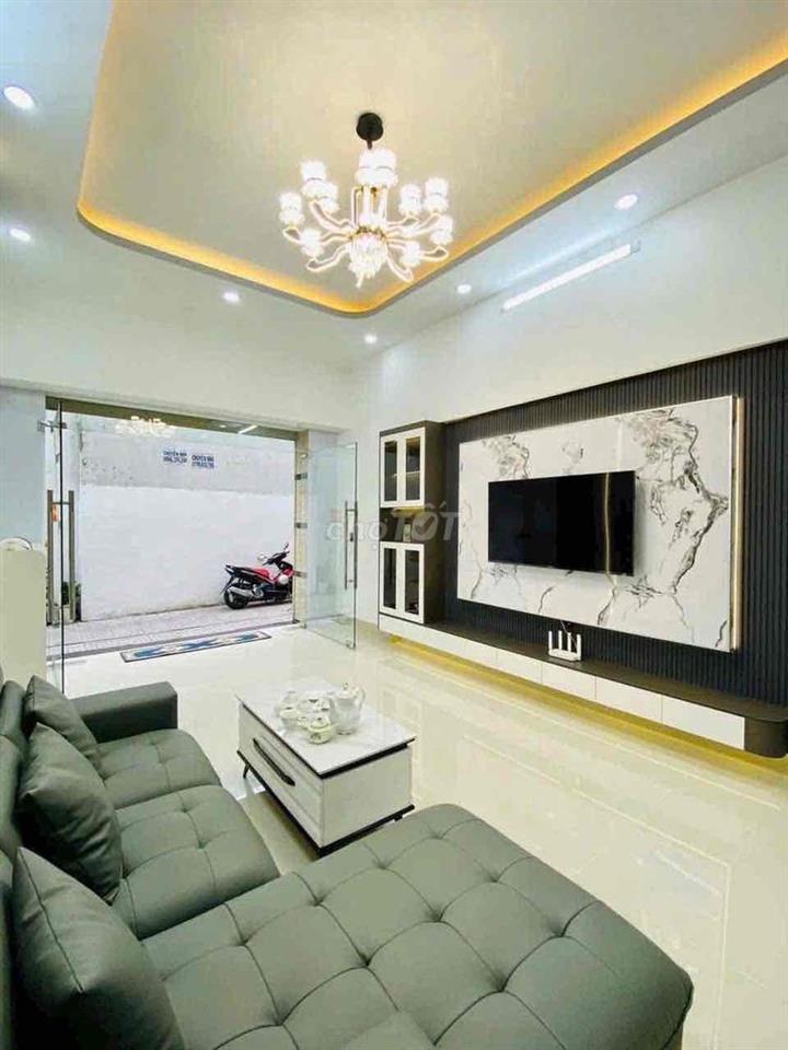 Cho Thuê Nhà Full Nội Thất P14