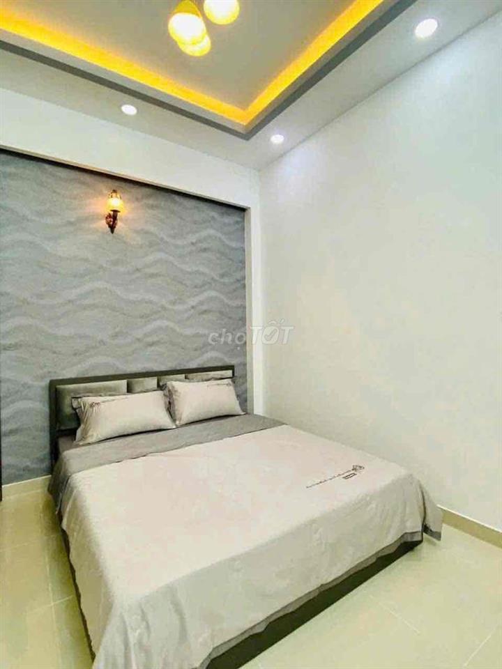 Cho Thuê Nhà Full Nội Thất P14