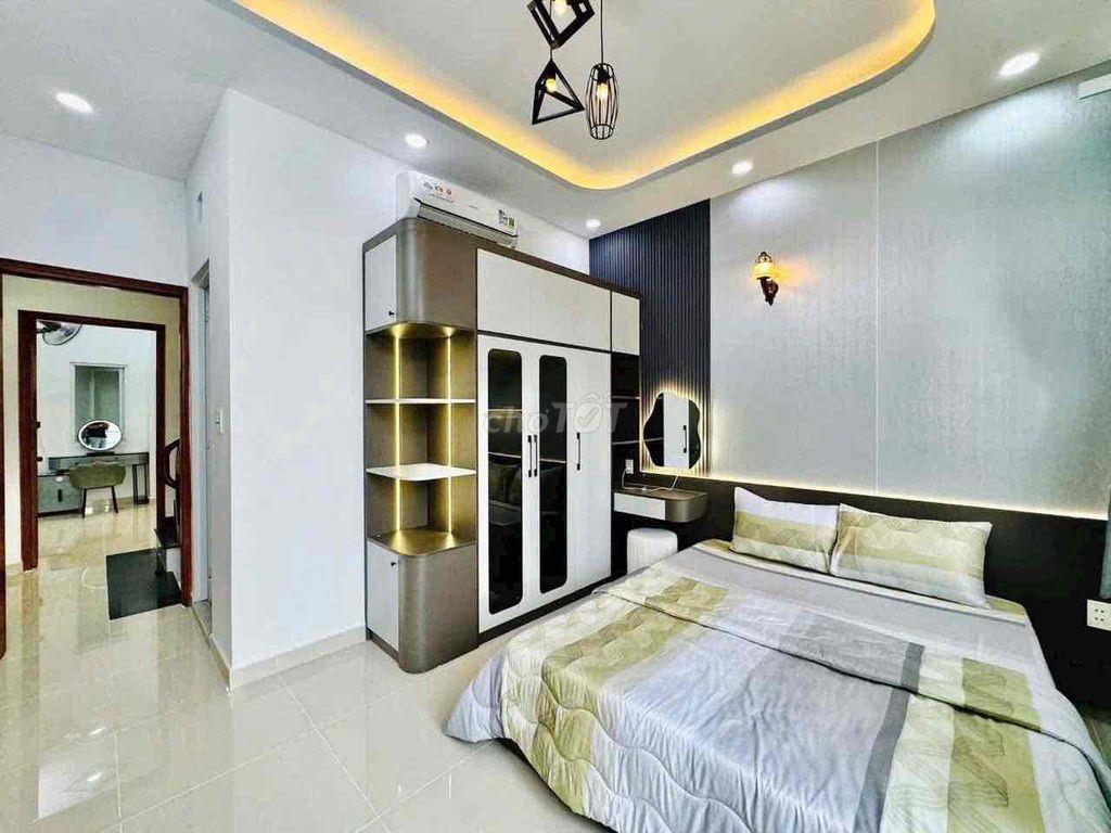 Cho Thuê Nhà Full Nội Thất P14