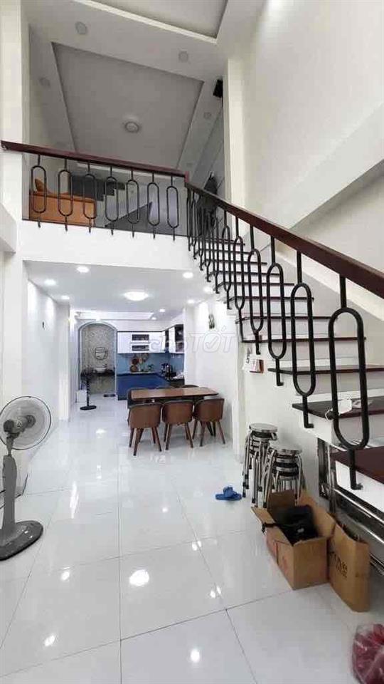 Cho Thuê Nhà Full Nội thất P5