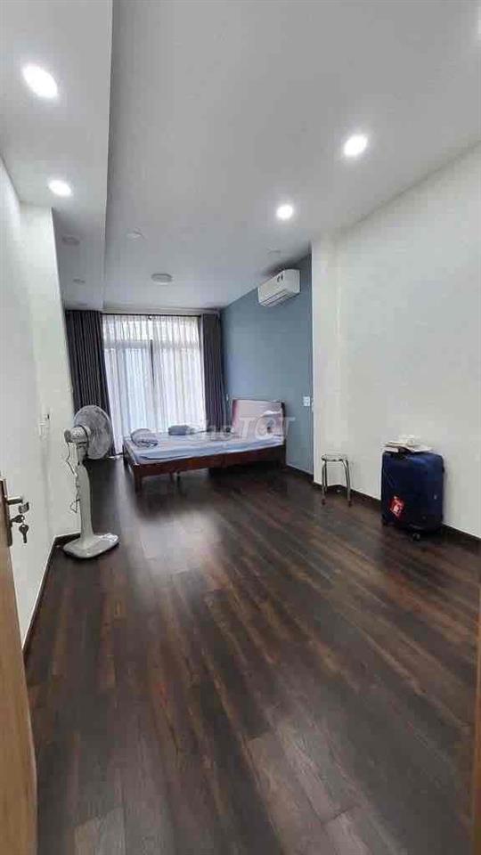 Cho Thuê Nhà Full Nội thất P5