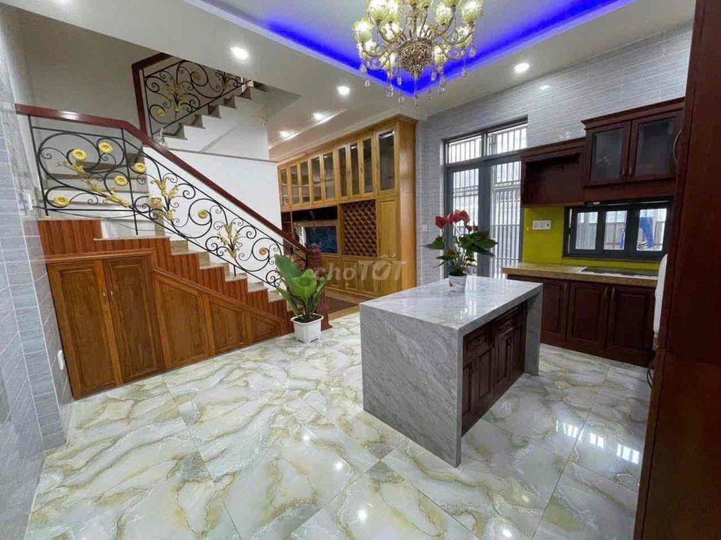 Cho Thuê Nhà Nguyên Căn Quang Trung P8