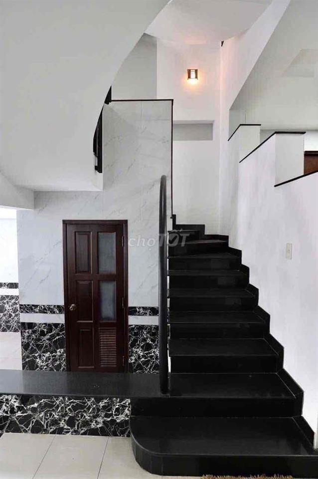 Cho Thuê Nhà Nguyên Căn Lê Đức Thọ