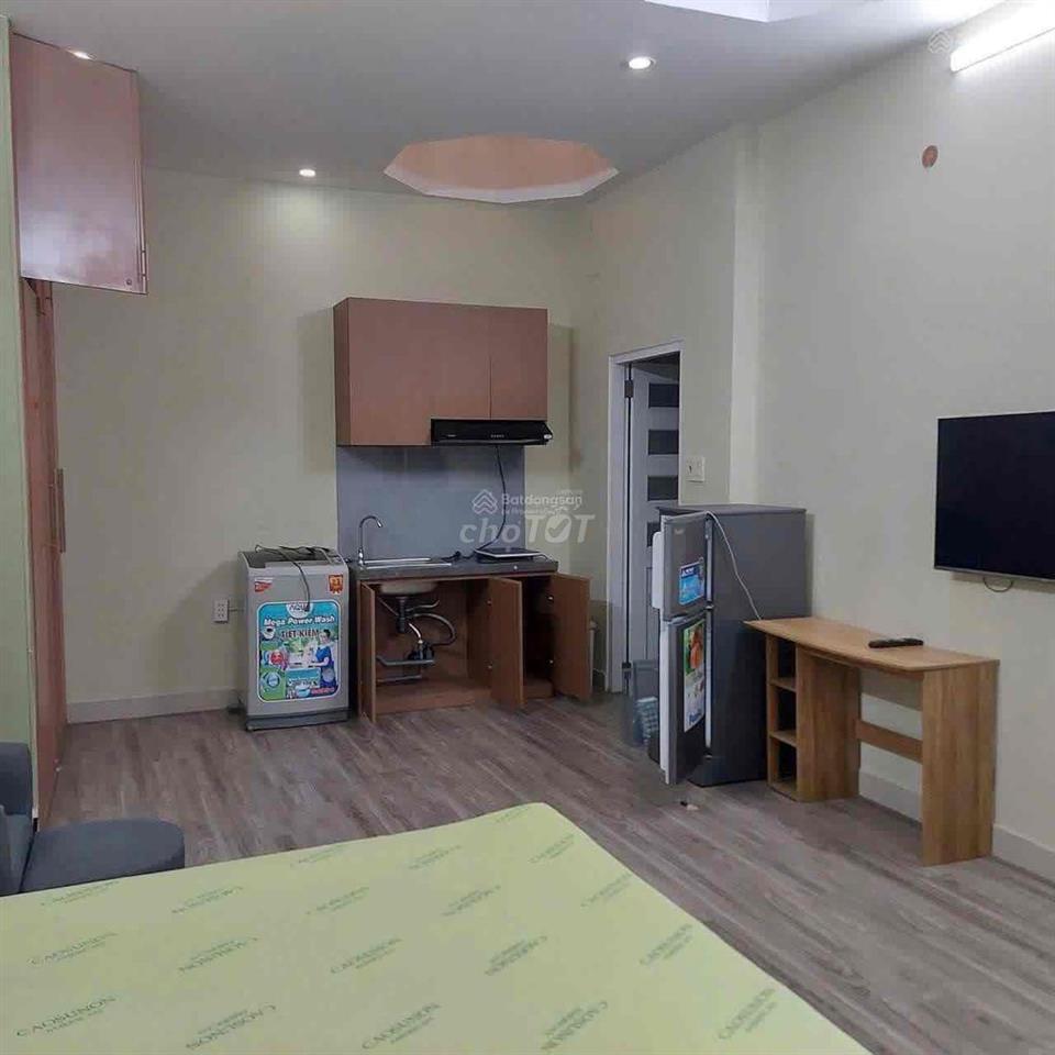 Cần Cho Thuê nhà phổ quang 4,5x16 giá tốt ạ