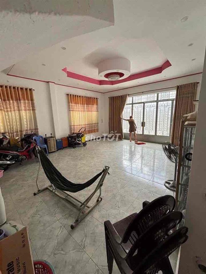 Cho thuê nguyên căn phạm văn chiêu 120m2 giá 12 tr /tháng