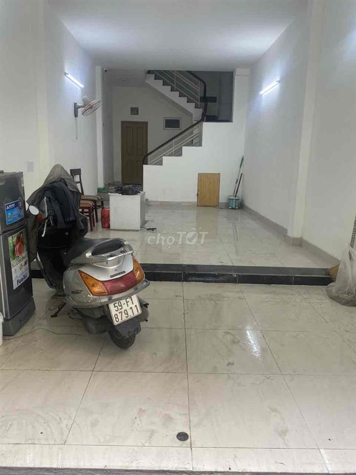 Cho thuê nhà nguyễn trãi Q1 Giá tốt 90m2 được 7pn,8wc
