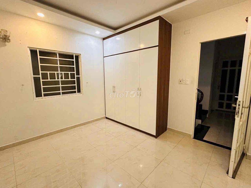 cho thuê nhà 87/ đường số 27 p6 ( 3,5 x 14 ) trệt , 2 lầu , 3pn , 3wc
