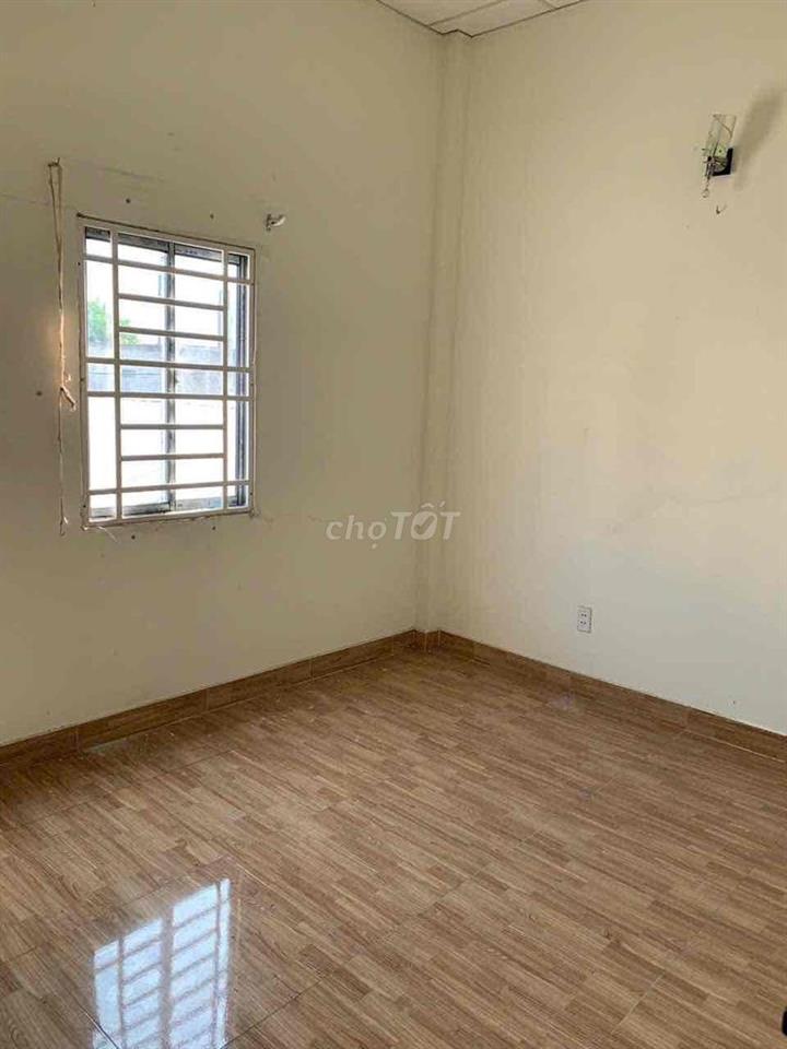 cho thuê nhà dương quãng hàm  p5 ( 4x12) lầu , 2pn , 2wc