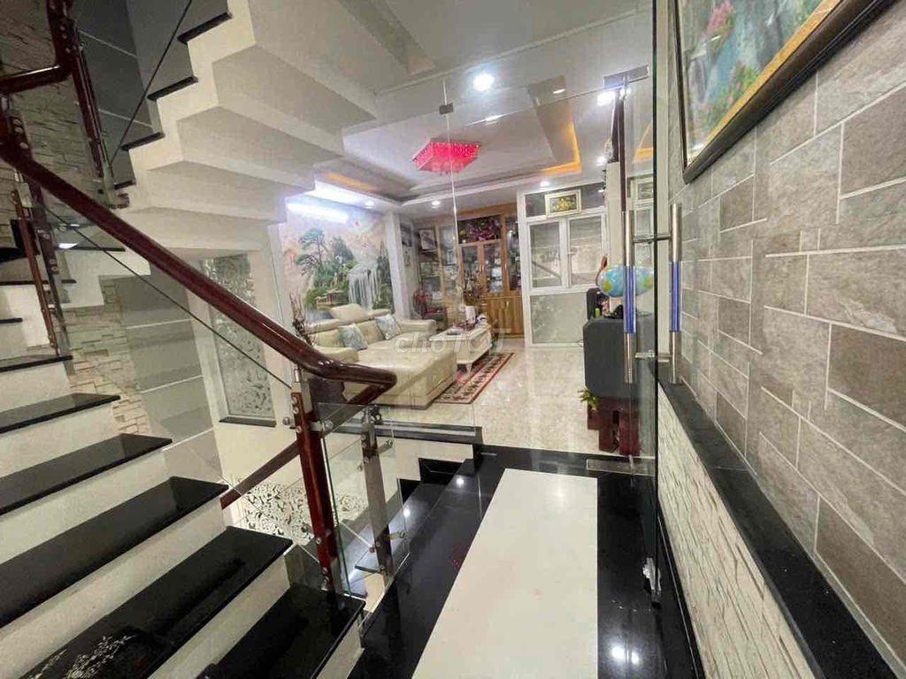 cho thuê nhà phan văn trị  p10(4x16) lửng , 3 lầu , 5pn , 5wc