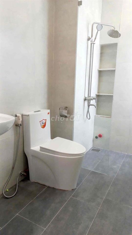 cho thuê nhà full nt phạm văn chiêu (4,5x17) trệt , 2 lầu , 4pn , 5wc