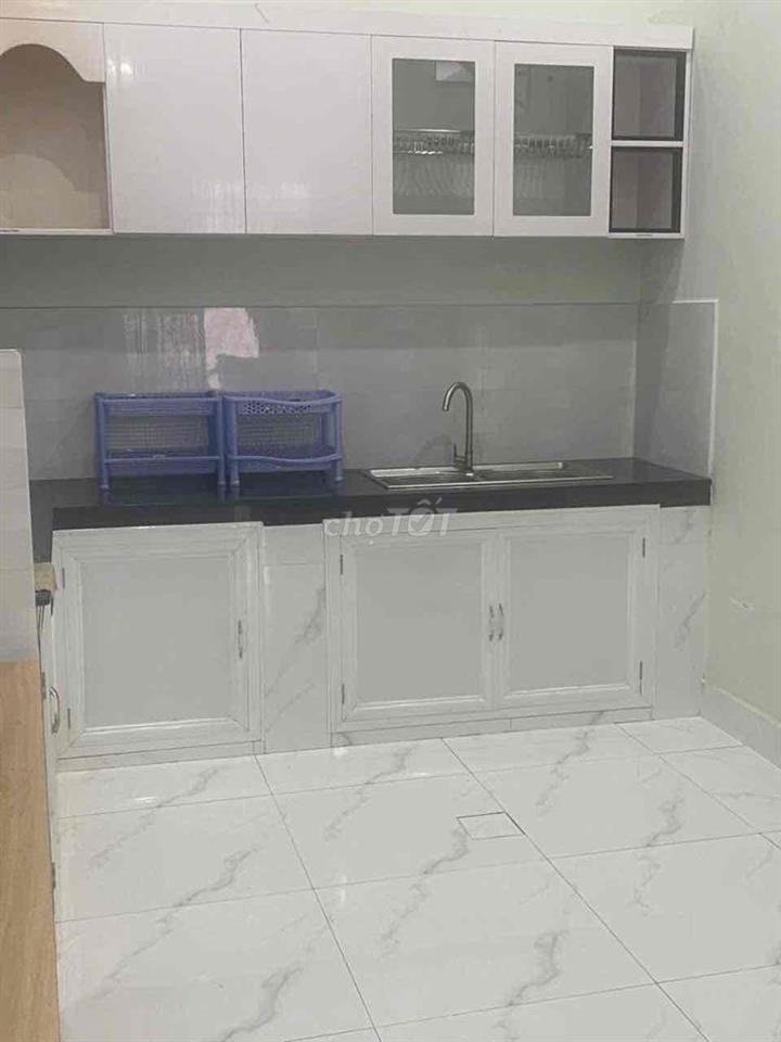 cho thuê nhà đường số 4 p16( 4x13) trệt , lầu , 2pn , 2wc nhà mới tinh