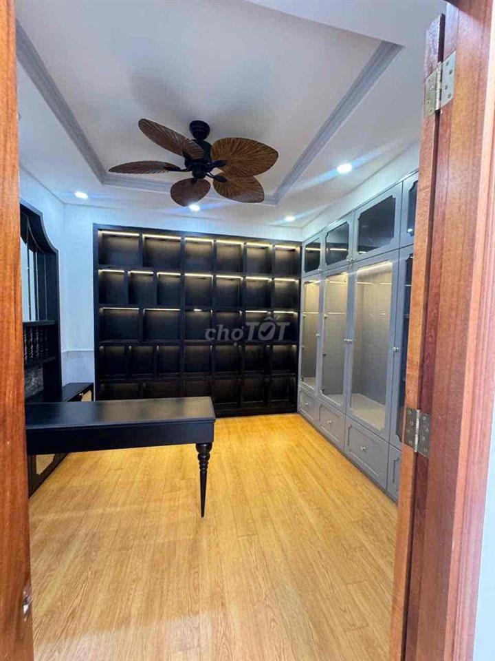 cho thuê nhà 498/ nguyễn văn khối p8(4x12) trệt , lửng , 2 lầu , 5pn 5
