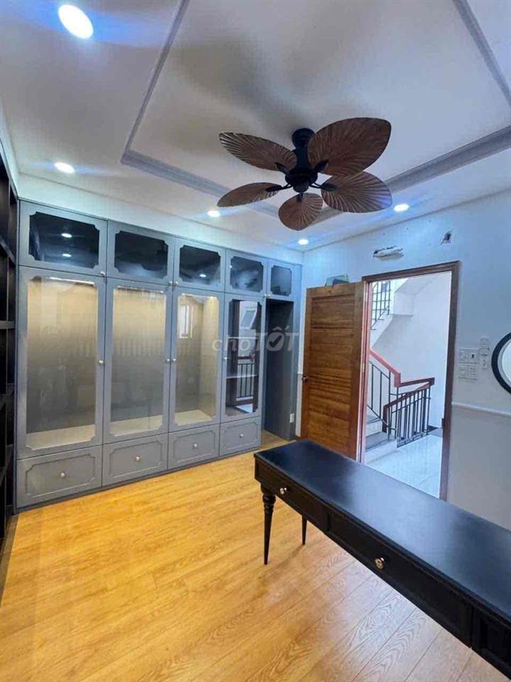 cho thuê nhà 498/ nguyễn văn khối p8(4x12) trệt , lửng , 2 lầu , 5pn 5