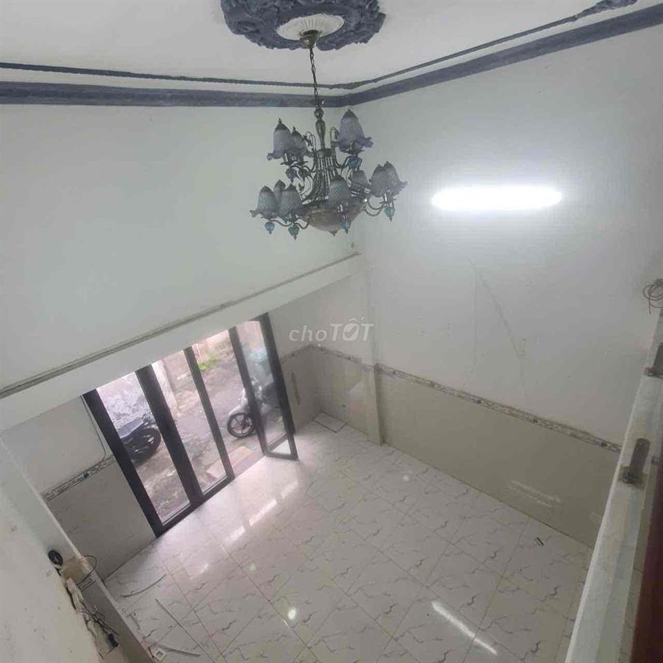 cho thuê nhà phan huy ích ( 4x15) lửng  , 3pn , 2wc có phòng ngủ dưới