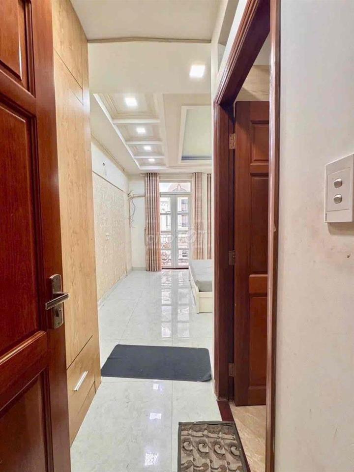 cho thuê nhà 133// cống lỡ p15 tân bình (4x16) 5 lầu , 5pn , 6wc