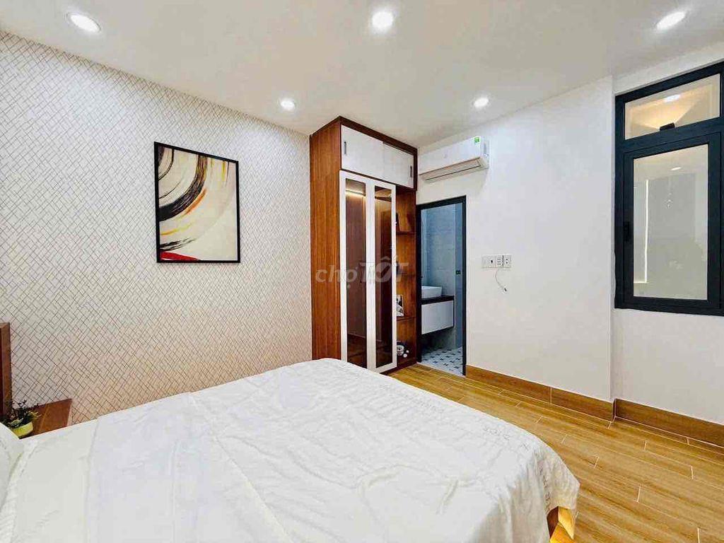 cho thuê nhà 331 phan huy ích ( 5x10) lửng , 3 lầu , 4pn , 5wc