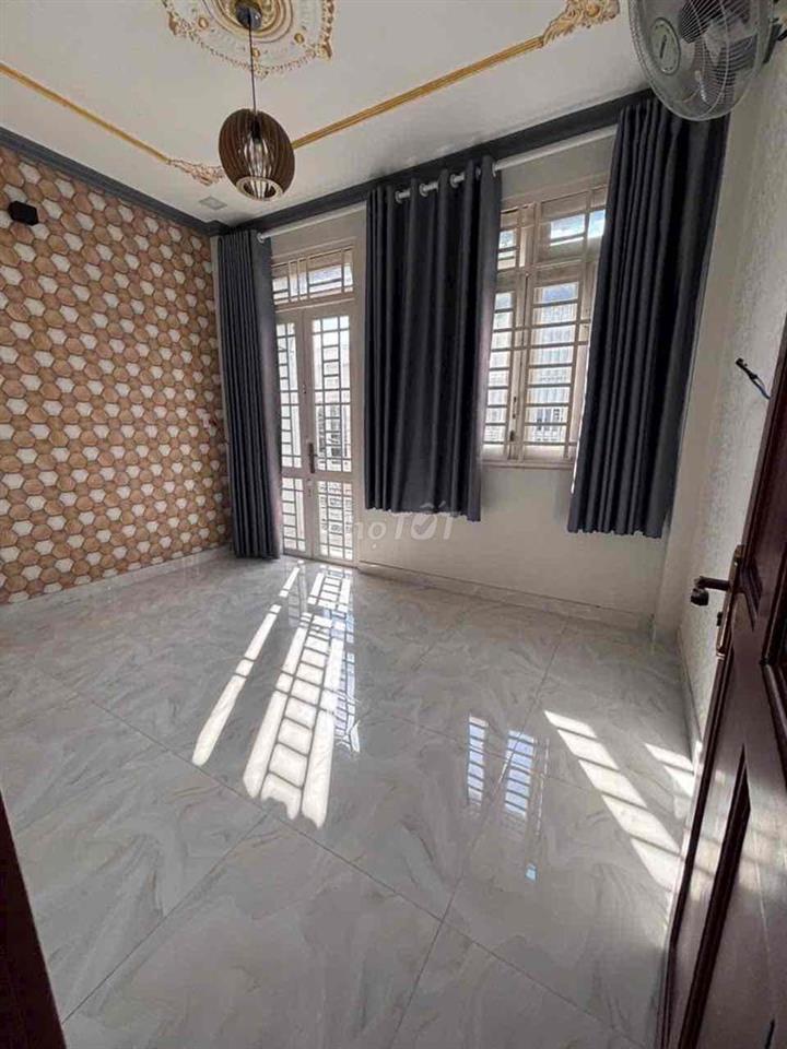 cho thuê nhà hẻm 49// đường số 51 (4x8) trệt lầu , 2pn , 2wc