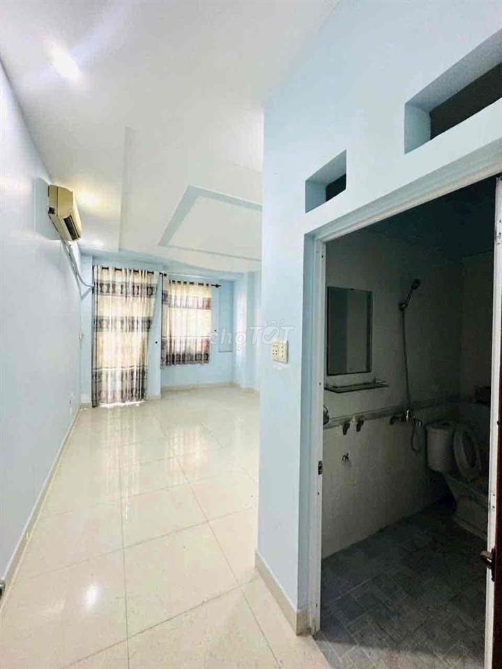 cho thuê nhà mặt tiền đs 30 p6 (4x18) 2 lầu , 4pn , 3wc nhà sạch sẽ