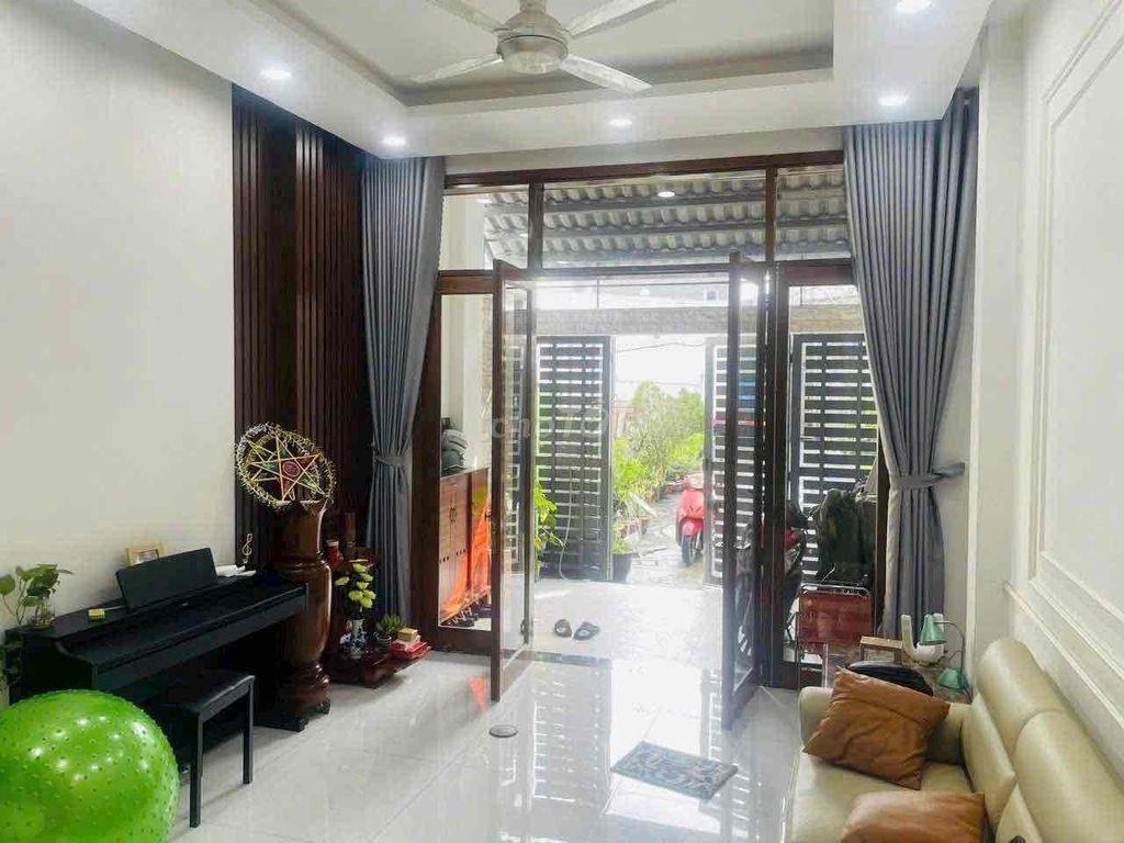 Cho thuê nhà 472 Phan huy ích p12(4x16) 2 lầu , st , 4pn , 5wc