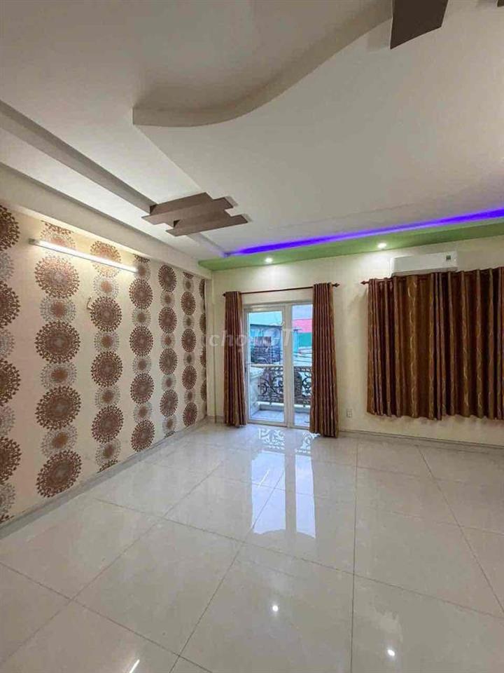 cho thuê nhà Nguyễn tư giãn p12 (4x15) 3 lầu , 4pn , 3wc nhà ở liền