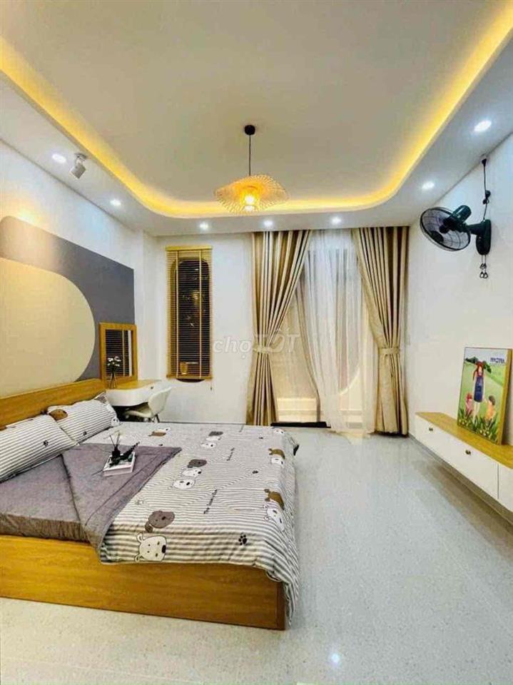 cho thuê nhà 440/ thống nhất p16(4x8,5) 2 lầu , 3pn , 4wc full nt