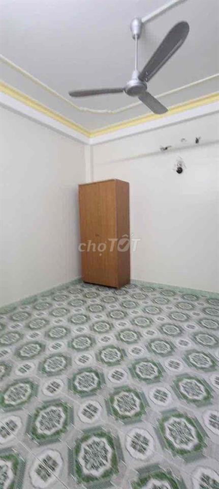 nhà 7,5 x 7m , đúc 2 lầu , hẻm xe tải 1/ nguyễn văn khối