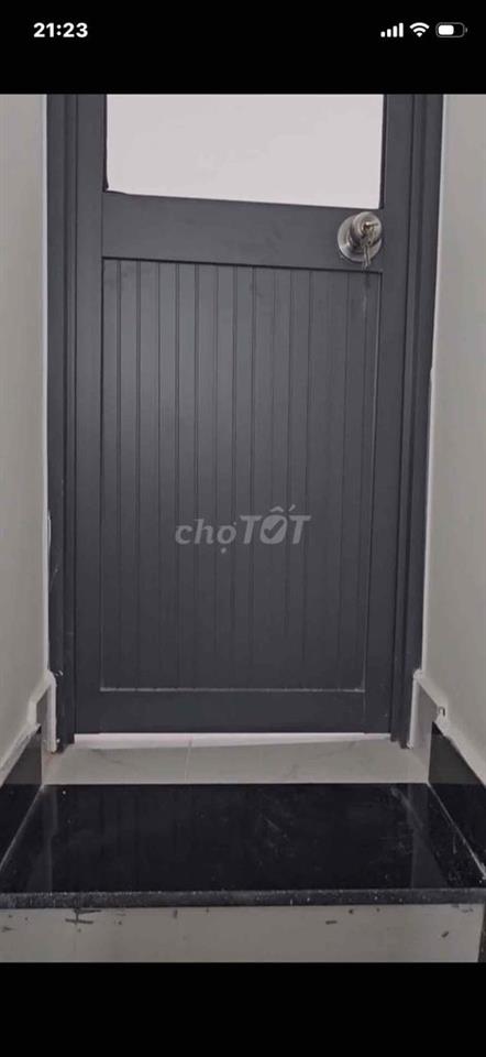 nhà 4m  x 4m , đúc 1 lầu , hẻm xe hơi , đường số 8,