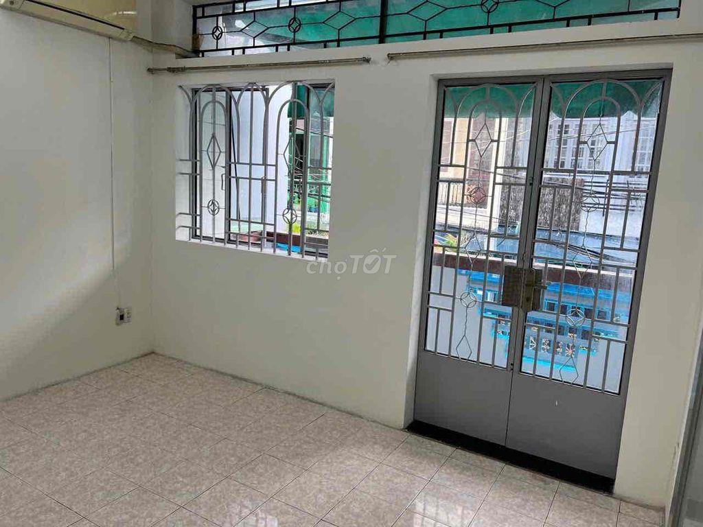 nhà 4 x 15, đúc 1 tấm , hẻm 1/ lê văn thọ , p16
