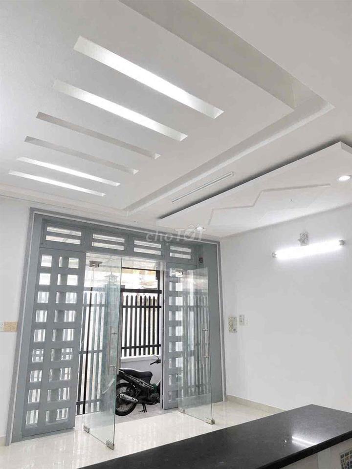 nhà 5m x 13m , đúc 1 tấm , 2pn . nhà mới