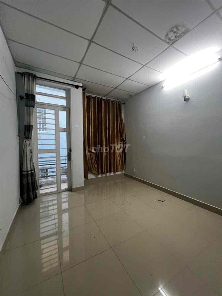nhà 3,5 x 13, đúc 1 lầu , hẻm xe hơi , 2pn