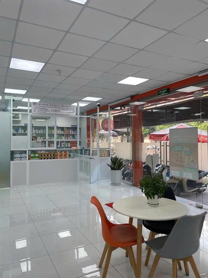 🏠 CHO THUÊ NHÀ MẶT TIỀN HUỲNH TẤN PHÁT – QUẬN 7/📍 位置： 胡志明市第七郡