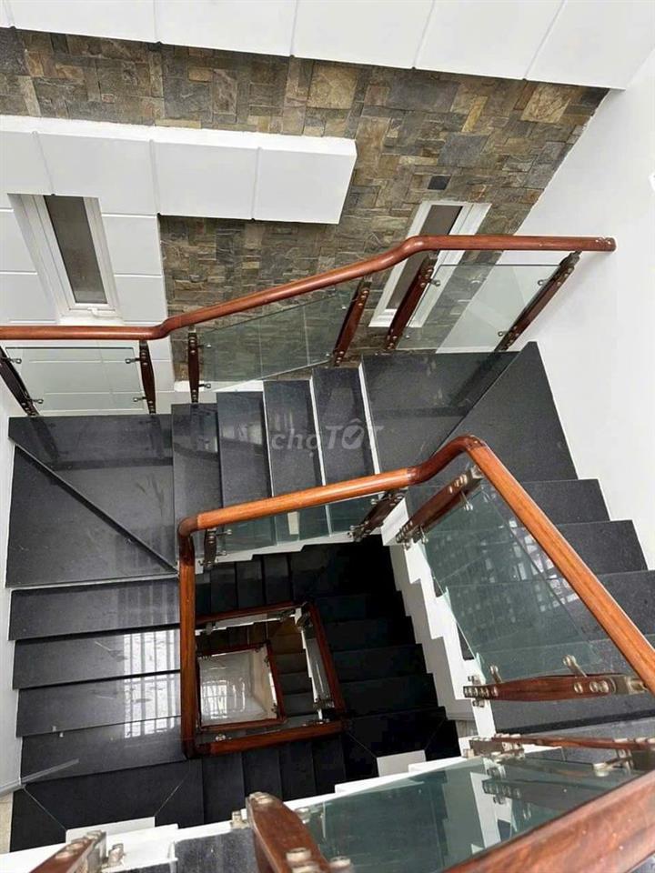 Cần cho thuê Villa 87/6A Nguyễn Sỹ Sách P.15 Q.TB