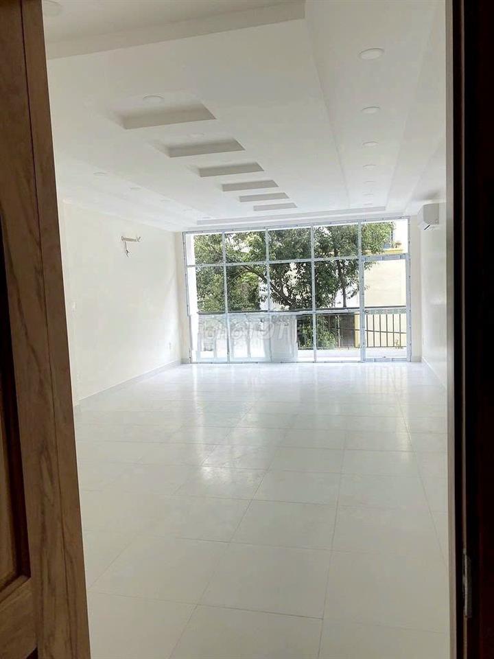 Cần cho thuê nhà MT 40A Đường Nguyễn Minh Hoàng P.12 Q.Tân Bình