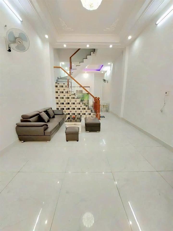 Cần cho thuê nhà MT 285A Trịnh Đình Trọng P.Hòa Thạnh Q.Tân Phú