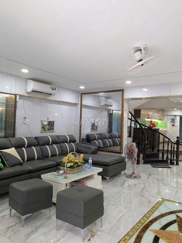 Cần cho thuê Villa ngang 6m HXH 6/3A Phạm Văn Chiêu P.14 Q.Gò Vấp