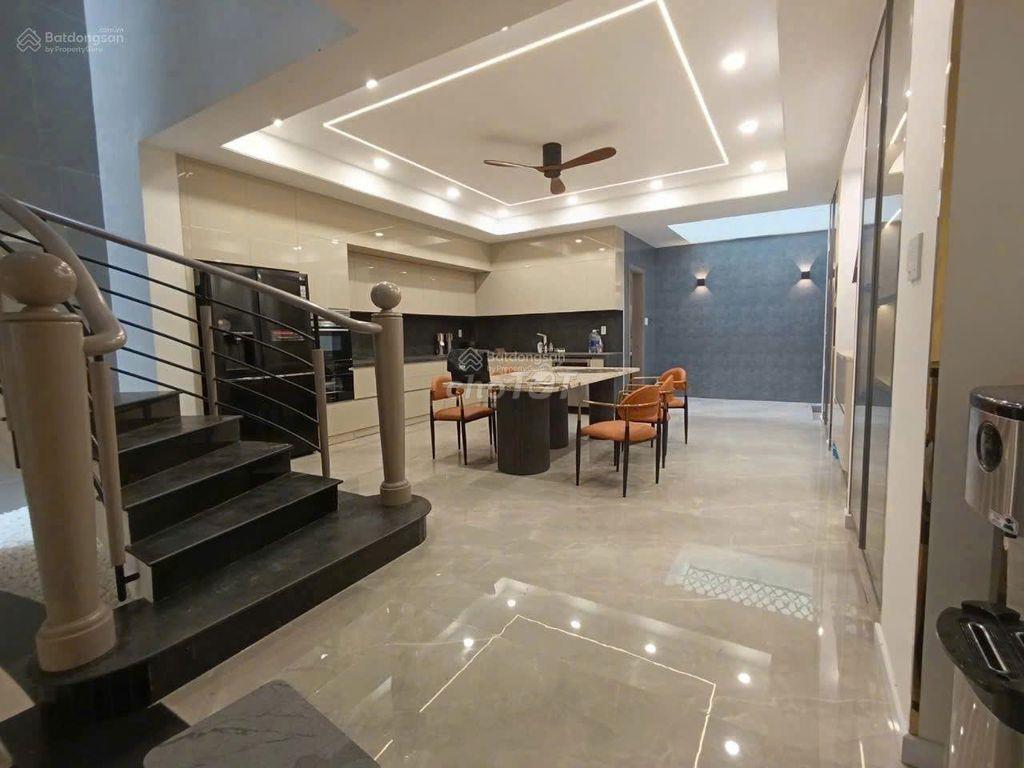 Cần cho thuê nhà HXT 37/3B Nguyễn Minh Hoàng P.12 Q.Tân Bình