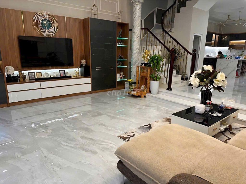 Cần cho thuê Villa HXH 2/3A Nguyễn Thế Truyện P.Tân Sơn Nhì Q.Tân Phú