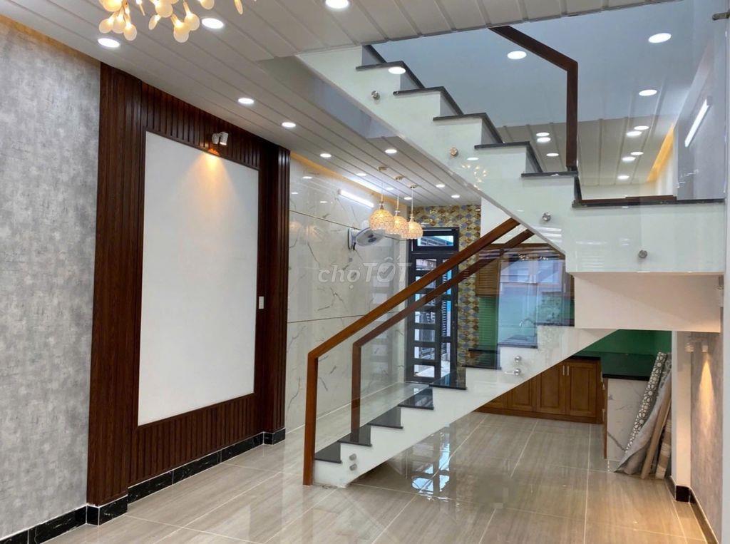 Cần cho thuê nhà mới HXH 958/3A Lạc Long Quân P.8 Q.Tân Bình