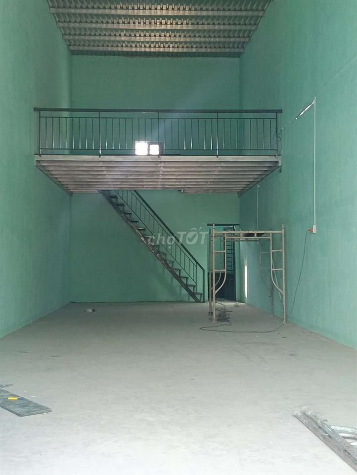 nhà rộng rãi thoáng mát
