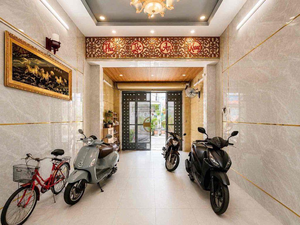 cầm bán gấp nhà mặt tiền ta 19A nhà 1 tr 2 lầu st