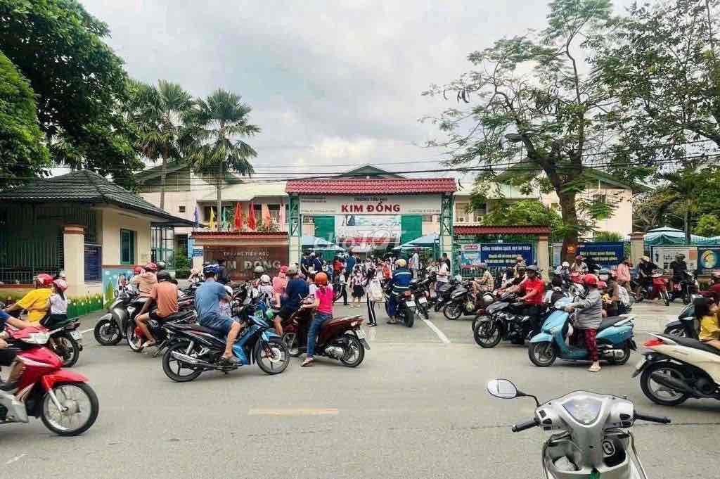 cần bán lô đất khu phú nhuận Q12