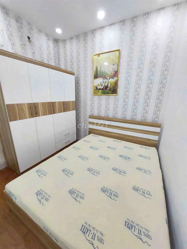 Nhà có nội thất sẵn, 2pn, 2wc. giá 7tr. hẻm pagat